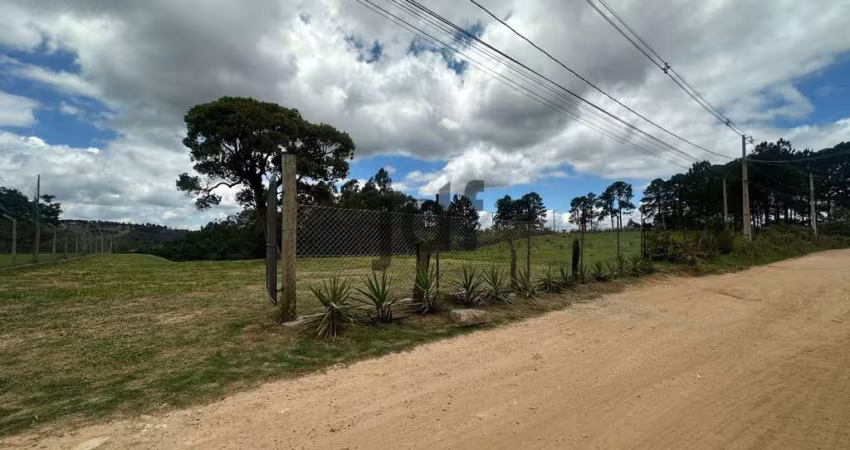 Terrenos em Loteamento no bairro Cristal, Mairinque/SP com 100% lotes planos