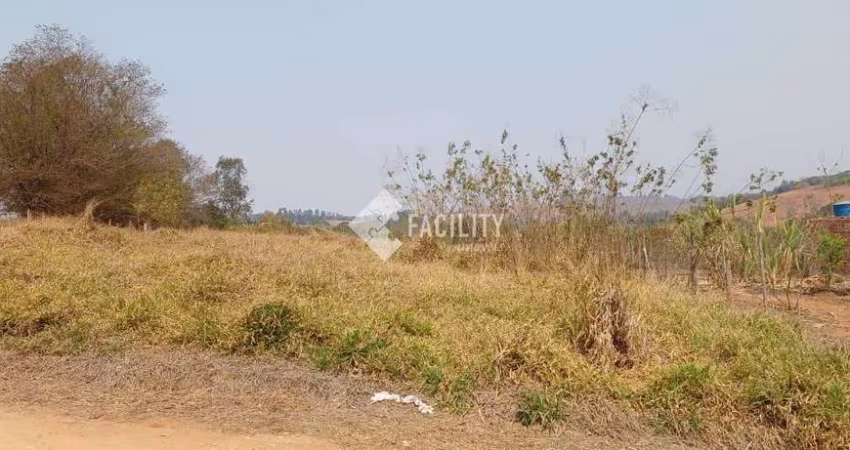 Terreno à venda na Estrada Caneleiras ao bairro Congonhas ( Condomínio Nossa Senhora de Fátima)a, 12, Congonhas, Jacutinga