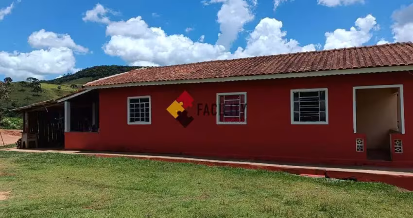 Casa comercial à venda na Rua Sebastiao Candido da Silva, 1000, Serraria, Munhoz