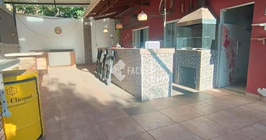 Casa comercial para alugar na Rua Clodomiro Franco A. Júnior, 597, Jardim Leonor, Campinas