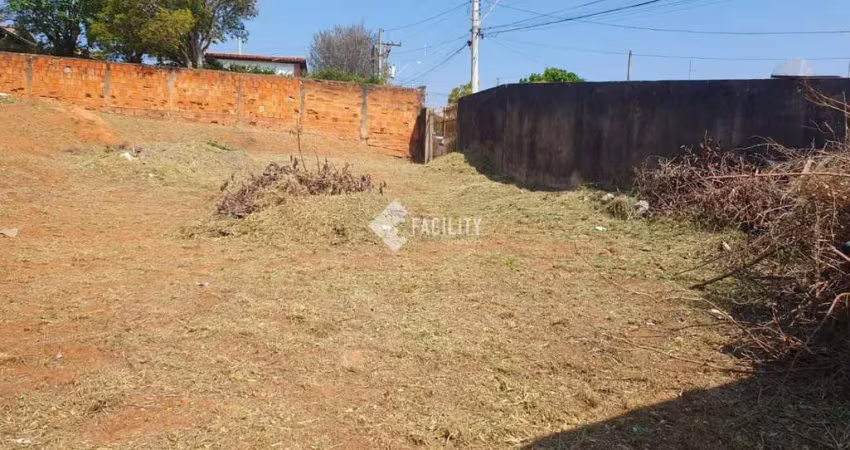 Terreno à venda na Rua Ângela Moy, 181, Parque São Quirino, Campinas