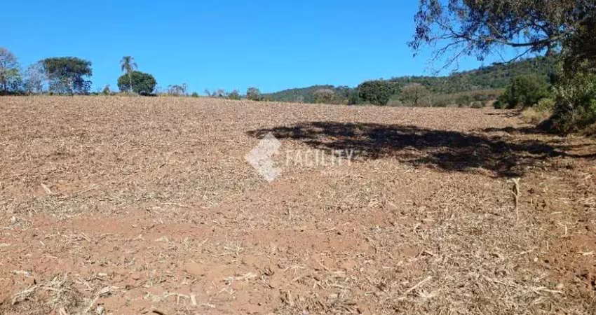 Terreno à venda na Estrada Caminho da Prece bairro Vargem Grande, Centro, Ouro Fino
