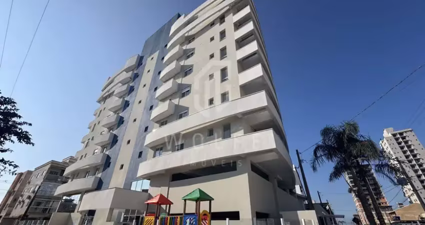 Apartamento com ótimo padrão de acabamento, 2 suítes, no bairro itacolomi - balneário piçarras - sc