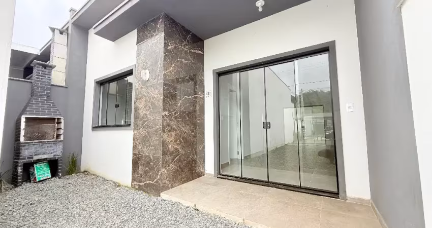 Casa com 2 dormitórios no bairro itajuba, barra velha/sc!