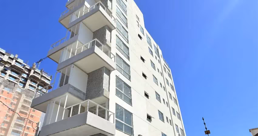 Apartamento com 3 suítes, e 4 vagas de garagem em balneário piçarras/sc!