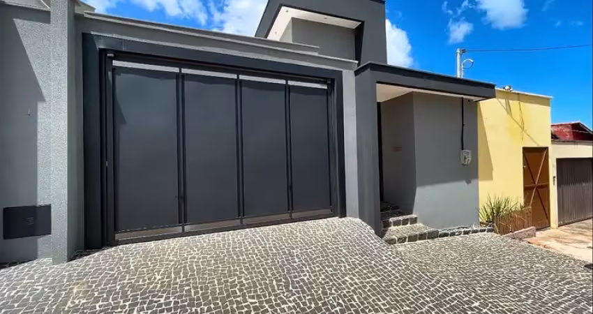 Casa 3 quartos, alto padrão em frente à praça a venda no santa inês