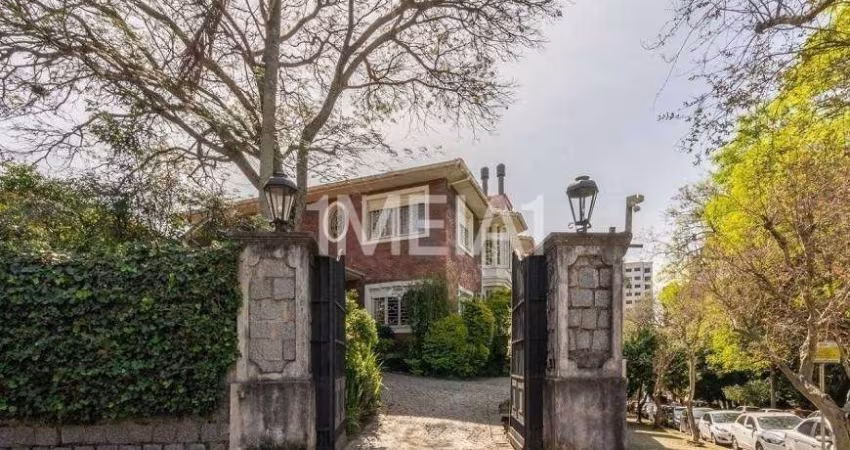 Casa comercial para alugar na Avenida Luiz Manoel Gonzaga, 506, Três Figueiras, Porto Alegre