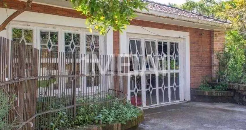 Casa comercial para alugar na Avenida Luiz Manoel Gonzaga, 506, Três Figueiras, Porto Alegre