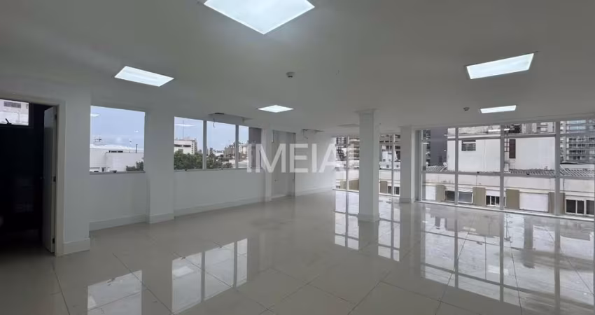 Sala comercial para alugar na Avenida Lavras, 334, Petrópolis, Porto Alegre