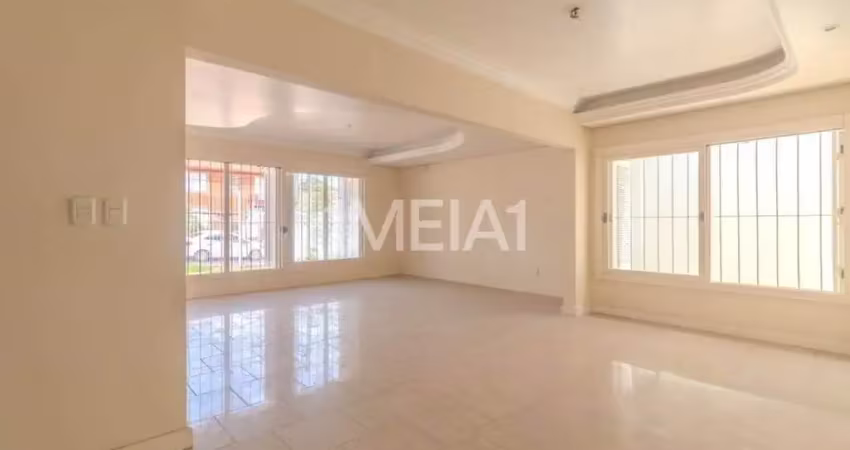 Casa comercial para alugar na Avenida João Wallig, 2145, Passo da Areia, Porto Alegre