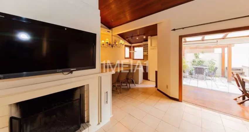 Cobertura com 3 quartos para alugar na Avenida Guaporé, 419, Petrópolis, Porto Alegre
