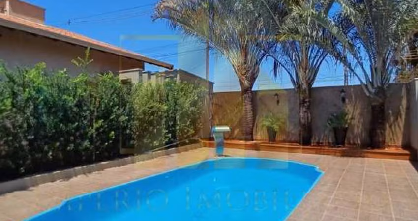 Casa para Venda em Cândido Mota, Centro, 4 dormitórios, 3 suítes, 3 banheiros, 2 vagas
