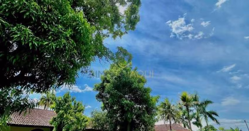 Lindo sítio em Parque Equitativa.