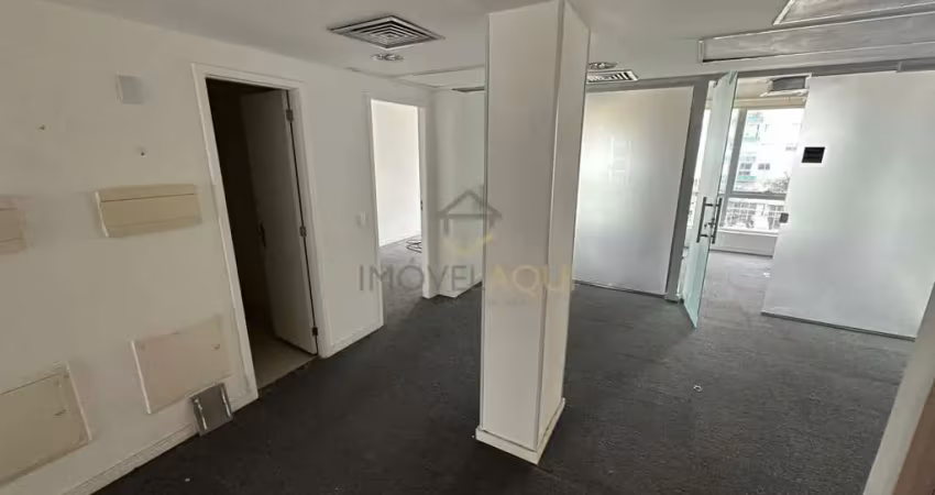 Sala comercial para alugar na Avenida Almirante Júlio de Sá Bierrenbach, Barra da Tijuca, Rio de Janeiro