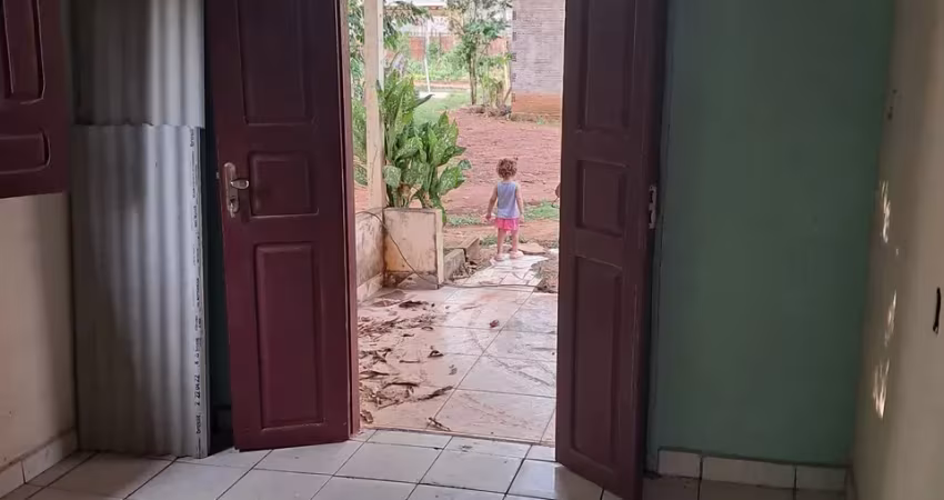 CASA A VENDA NA  GUANABARA