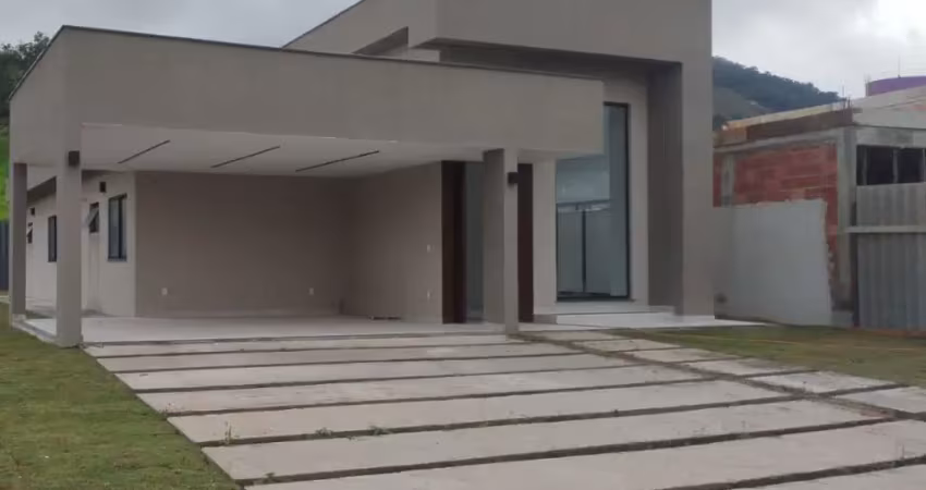 Casa de alto padrao condonio reserva pilar - marica - rj