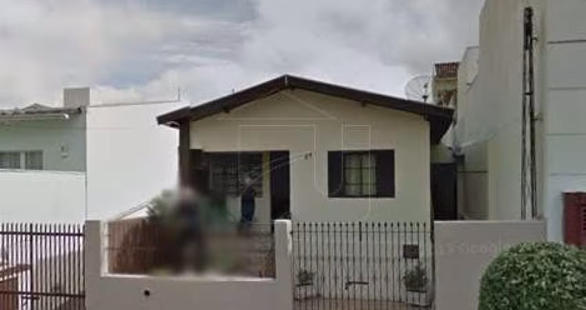 Casa em Fragata  -  Marília por R$ 200.000