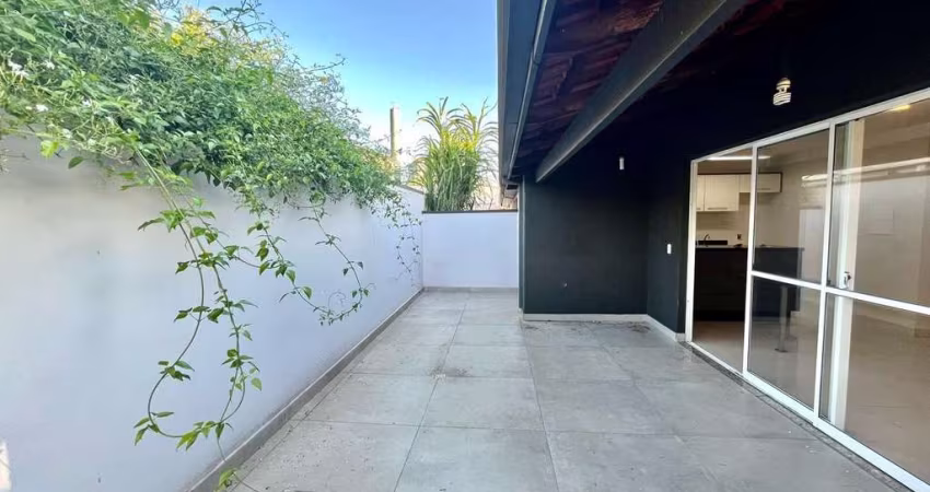 Casa em Condomínio em Jardim Esmeralda - Marília, SP por 1