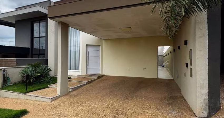 Casa em Condomínio em Lácio - Marília, SP