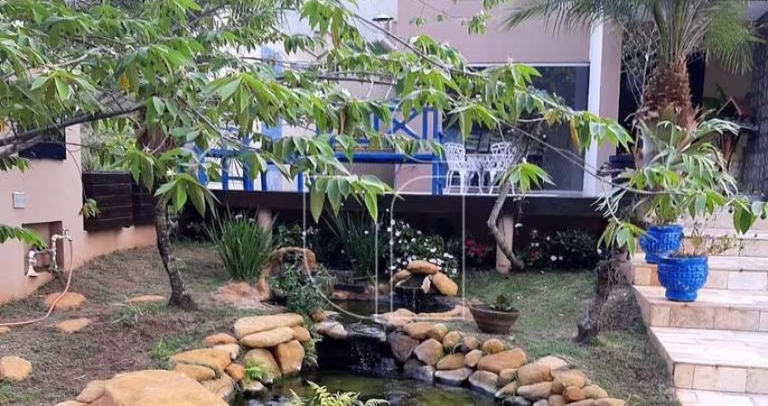 Casa em Condomínio em Jardim Alvorada  -  Marília