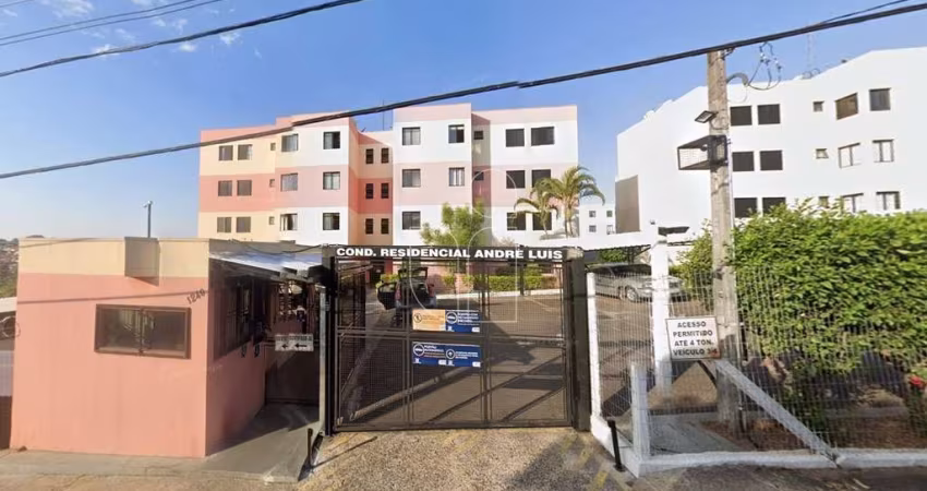 Apartamento em Jardim Marilia  -  Marília