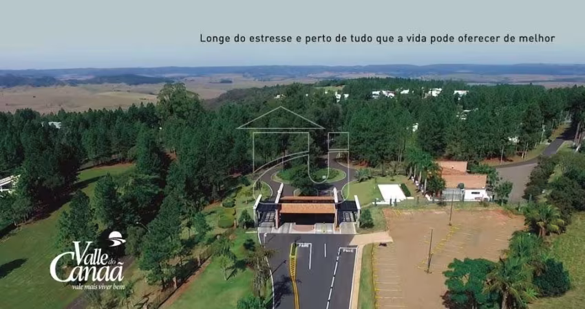 Terreno em Condomínio em Loteamento Residencial Vale do Canaã - Marília, SP