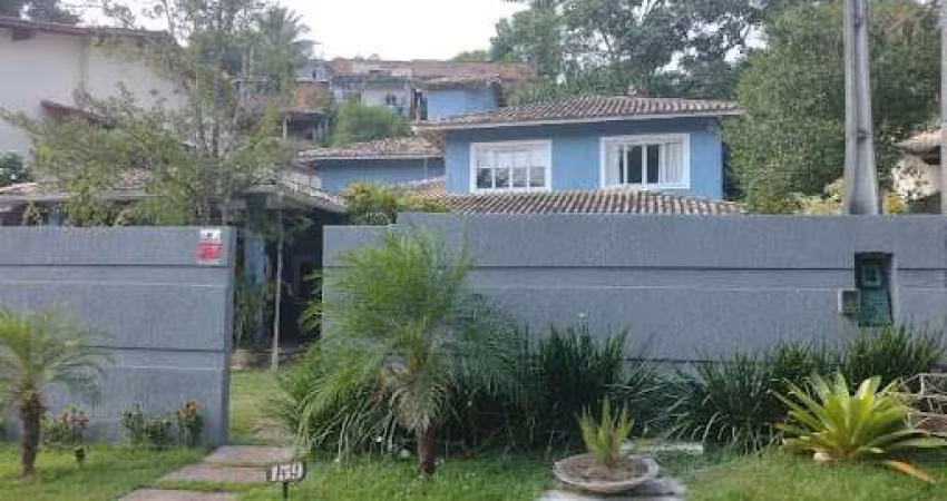 Casa com 05 Quartos à Venda - Sapê - Niterói/RJ