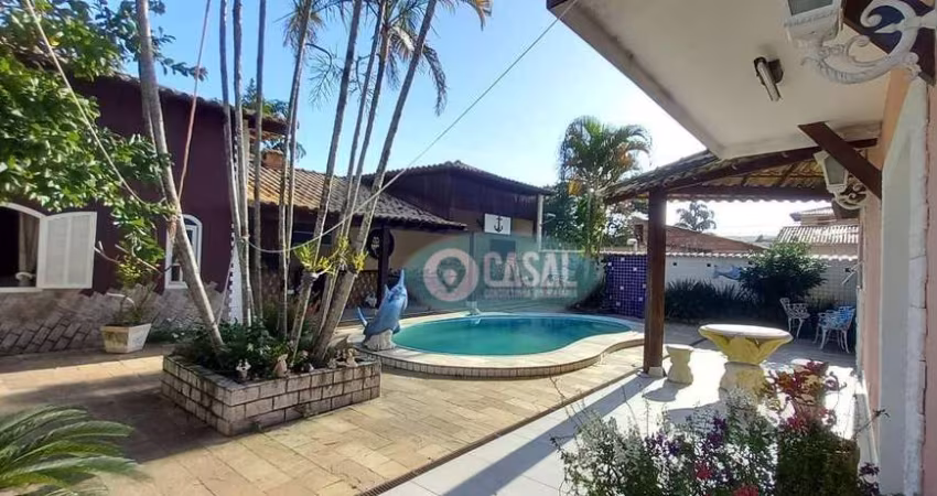 Casa com 03 Quartos à Venda, 250 m² em Itaipu - Niterói/RJ!