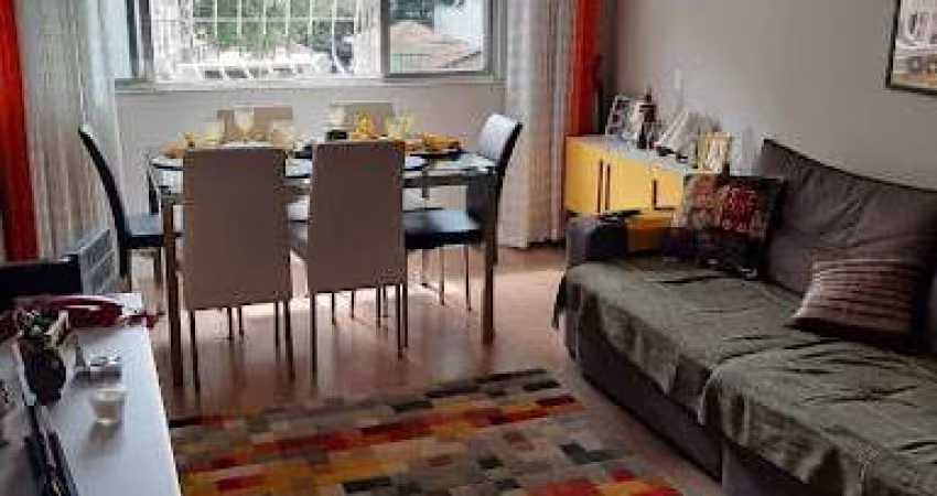 Apartamento em Icaraí com 03 Quartos.