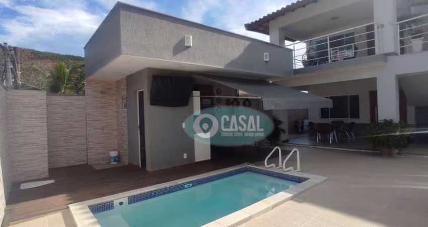 Casa em Condomínio com 05 Quartos, sendo 04 Suítes com Closet!!!