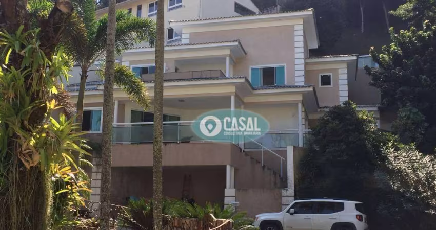Casa em Condomínio com 03 Quartos à Venda em Itaipu - Niterói/RJ!!!