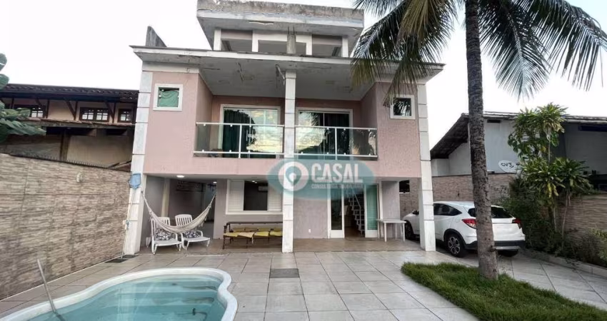 Casa em Piratininga com 05 Quartos, Piscina e Churrasqueira!.