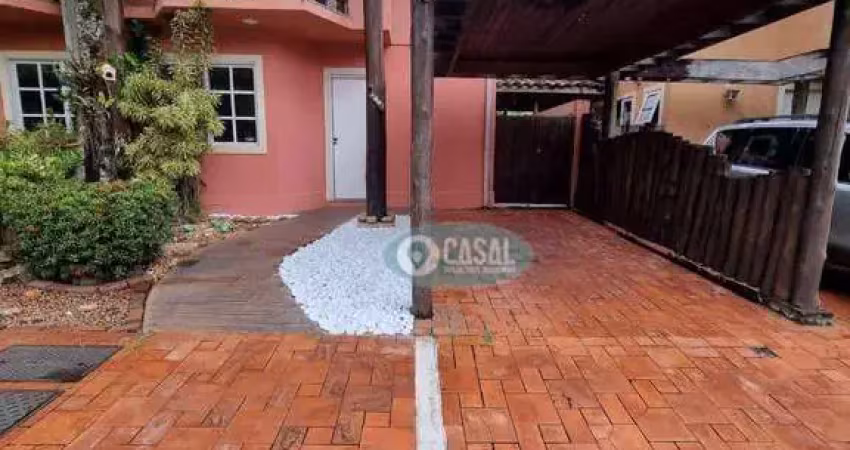 Casa em Condomínio com 03 Quartos à Venda em Camboinhas!