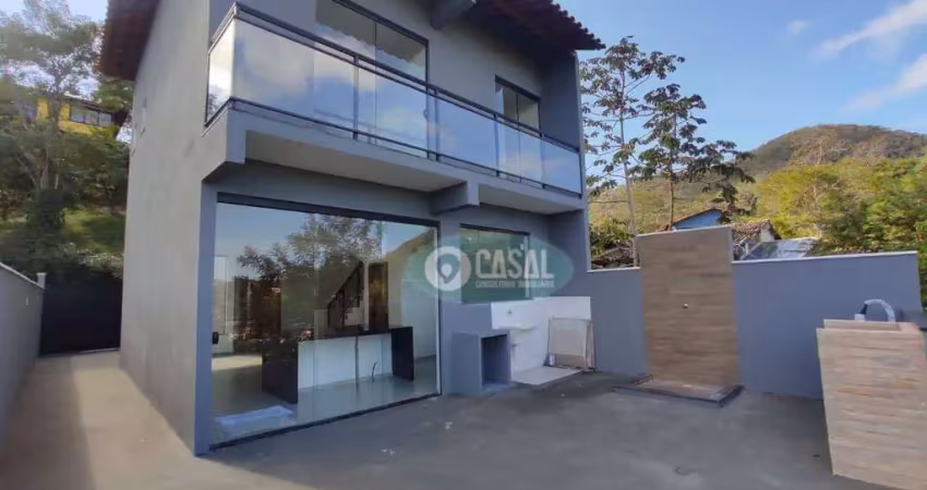 Casa com 03 Quartos à Venda no Engenho do Mato - Niterói/RJ.