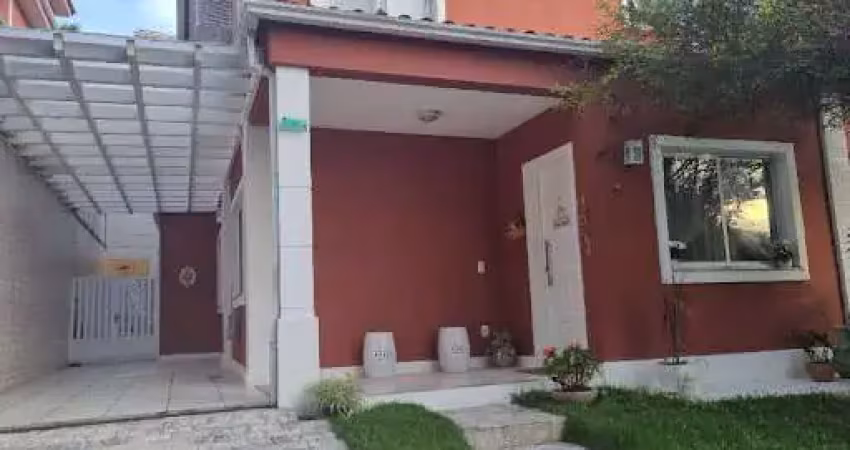Casa com 04 Quartos à Venda em Pendotiba - Niterói/RJ
