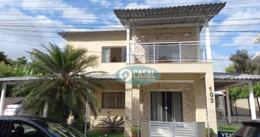 Casa em Condomínio em Várzea das Moças com 04 Quartos, Piscina e Churrasqueira.