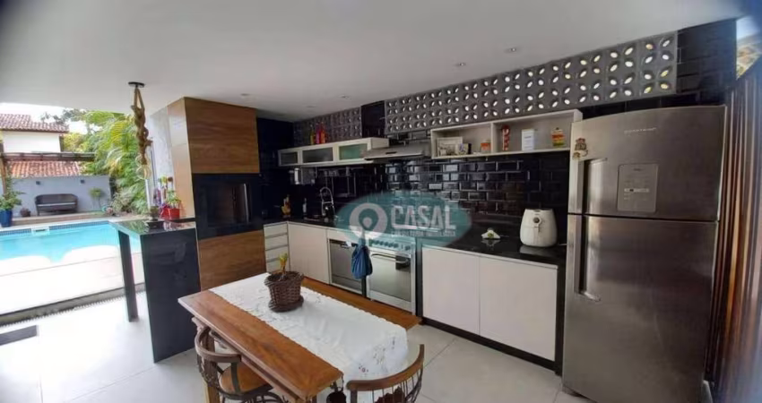 Casa em Condomínio com 04 Quartos à Venda em Piratininga - Niterói/RJ.