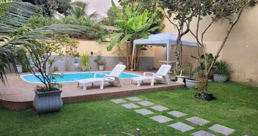 Casa com 06 Quartos à Venda no Engenho do Mato - Niterói/RJ