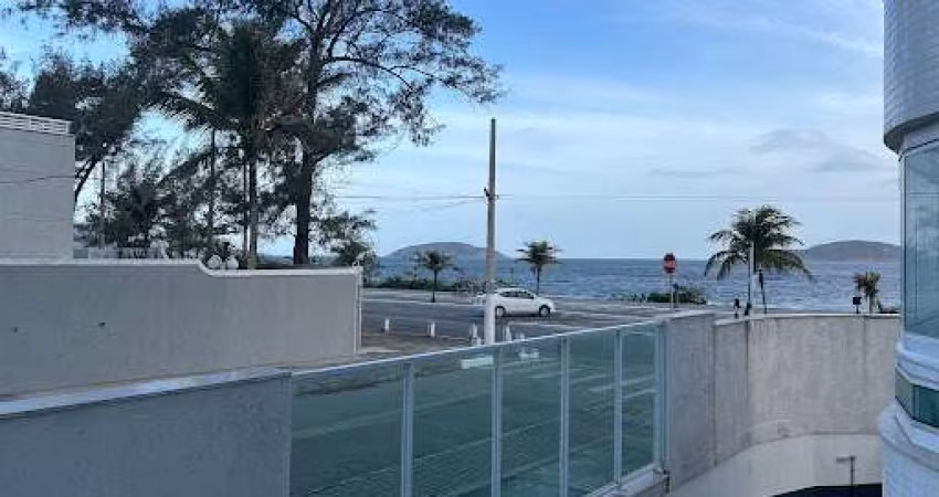 Apartamento com 02 Quartos na Frente da Praia de Piratininga