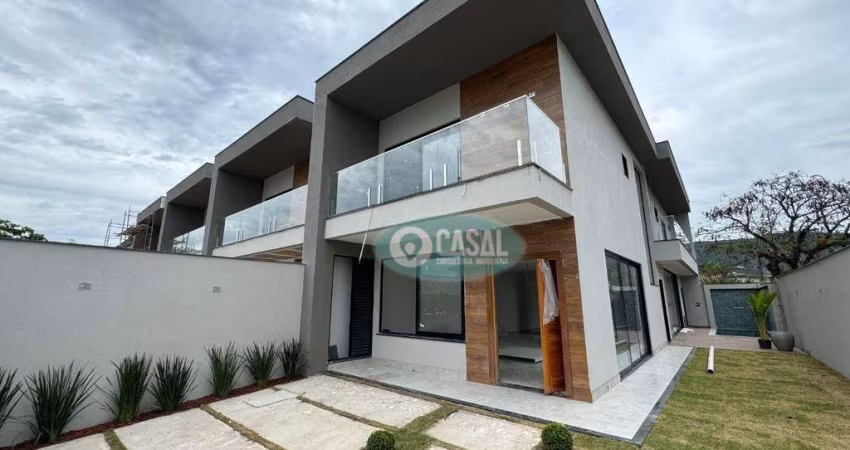 Casa no Maravista com 03 Suítes, Piscina e Varandão Gourmet!