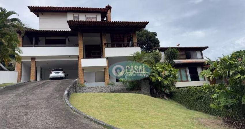 Casa em Condomínio com 04 Quartos à Venda em Piratininga - Niterói/RJ.