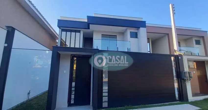 Casa em Camboinhas com 03 Suítes, Piscina e Churrasqueira!