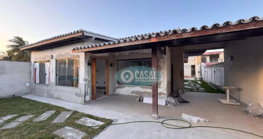 Casa Linear com 03 Suítes, Piscina e Churrasqueira! Localizada no Melhor Ponto do Maravista!