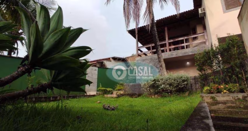 Casa com 03 Quartos, Churrasqueira e Varandão Gourmet!