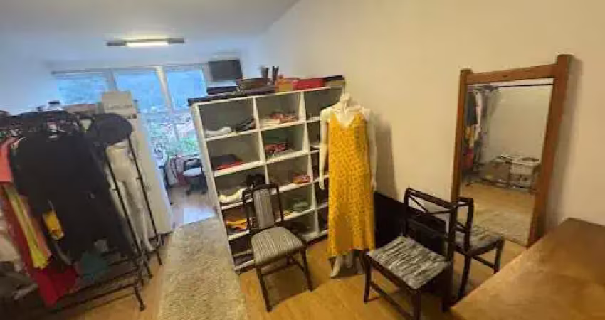 Sala à venda em shopping com elevador em piratininga!