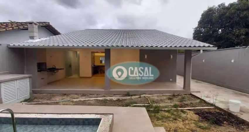 Casa linear com 03 quartos, piscina, sauna e churrasqueira em itaipu - niterói/rj,