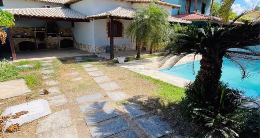 Casarão no Centro de Unamar em Cabo Frio, perto de tudo na melhor localização!