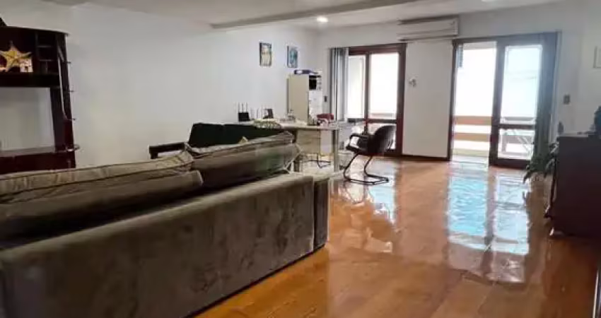 Amplo Apartamento no Centro de São Leopoldo