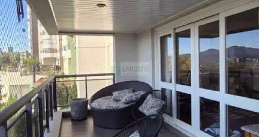 Apartamento 1 por andar com vista 360 graus, ótima ventilação e luz solar