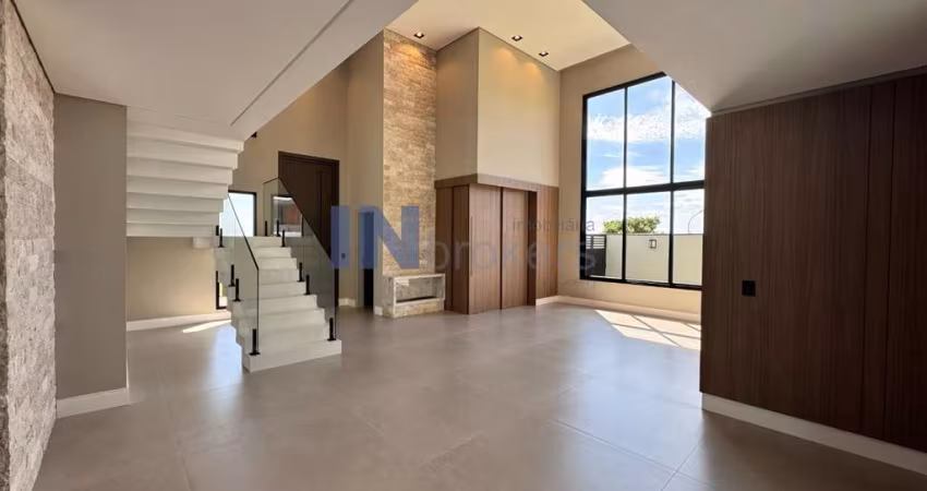 Casa térrea à venda no Condomínio Alphaville Jundiaí, em Jundiaí-SP: 4 Quartos, 3 Suítes, 3 Salas, Piscina, Área Gourmet e 325m² na Chácara Terra Nova
